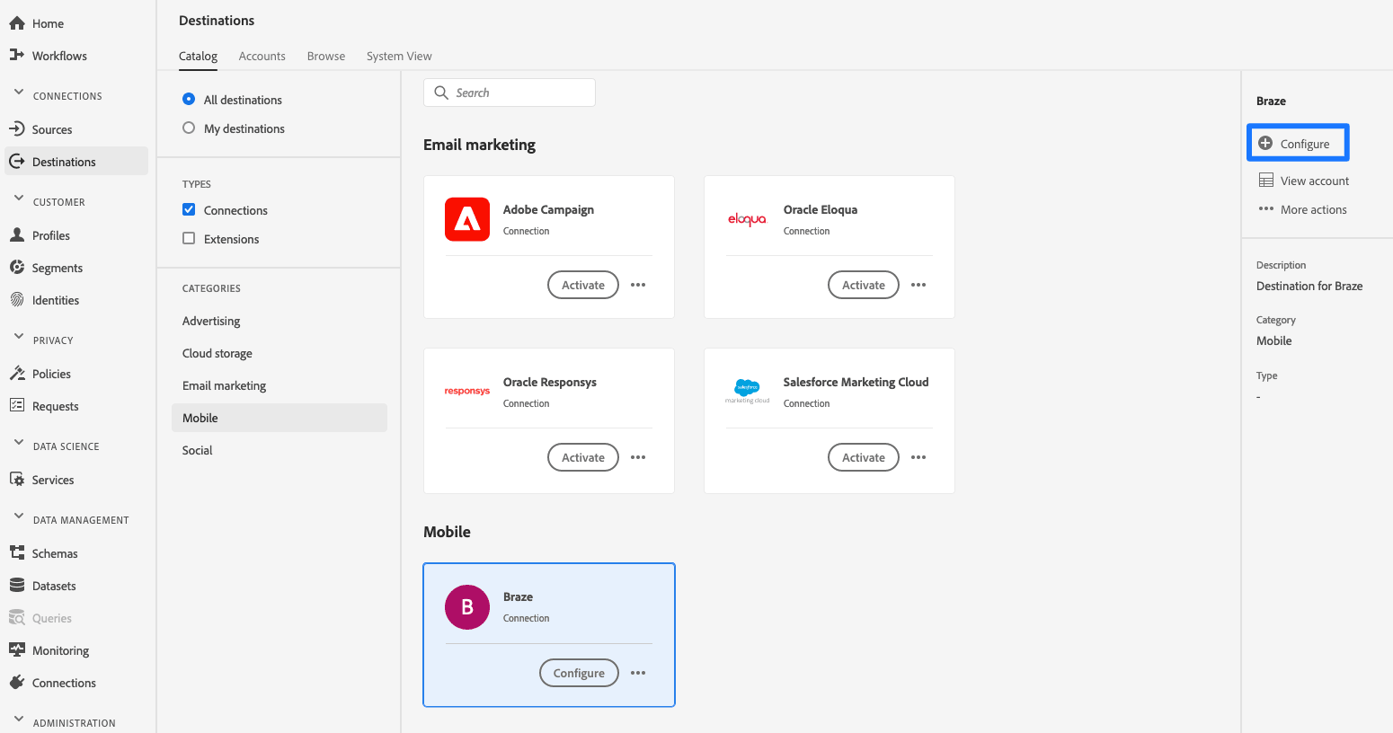 Adobe-Zielkatalog mit der Braze-Zielkachel und der Aktion „Configure“.