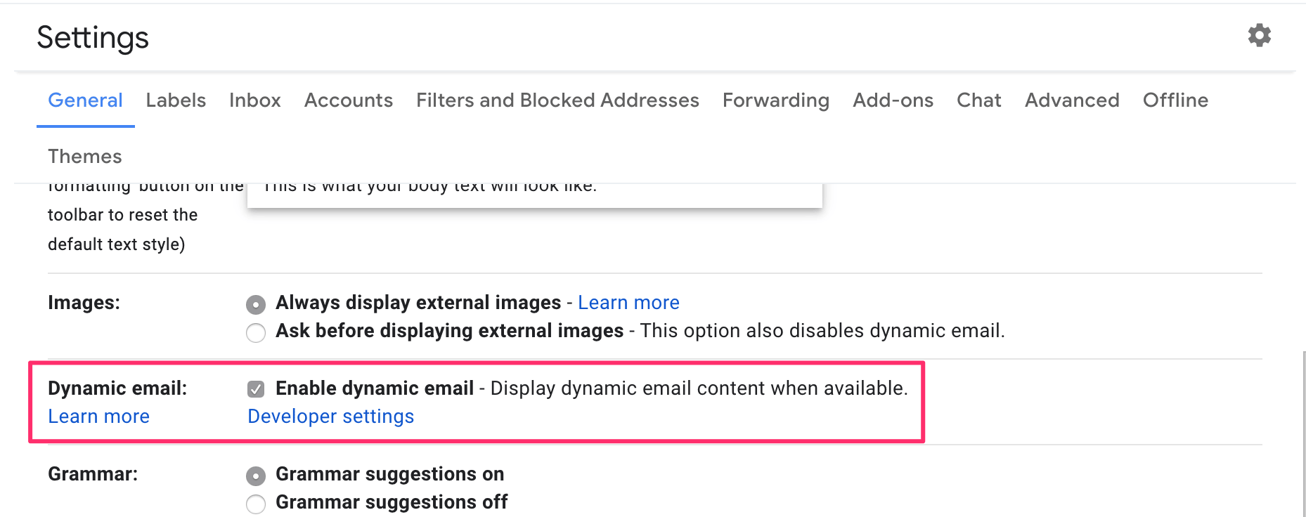 Ein Beispiel für Gmail-Einstellungen mit aktiviertem Kontrollkästchen „Dynamische E-Mails aktivieren“.
