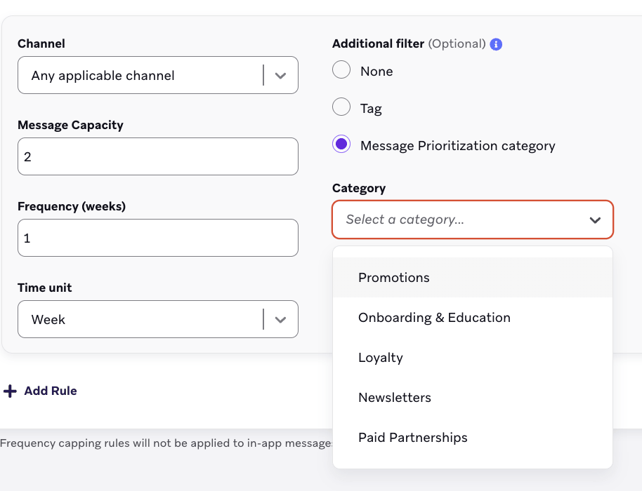 Ein Beispiel für die Frequency-Capping-Regel mit dem Dropdown-Feld „Kategorie“ zur Auswahl von P2 oder P1.