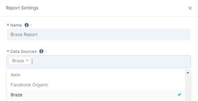 La configuración del informe Clarisight muestra los campos de nombre y origen de datos. Para este ejemplo, se selecciona "Braze" como origen de datos.