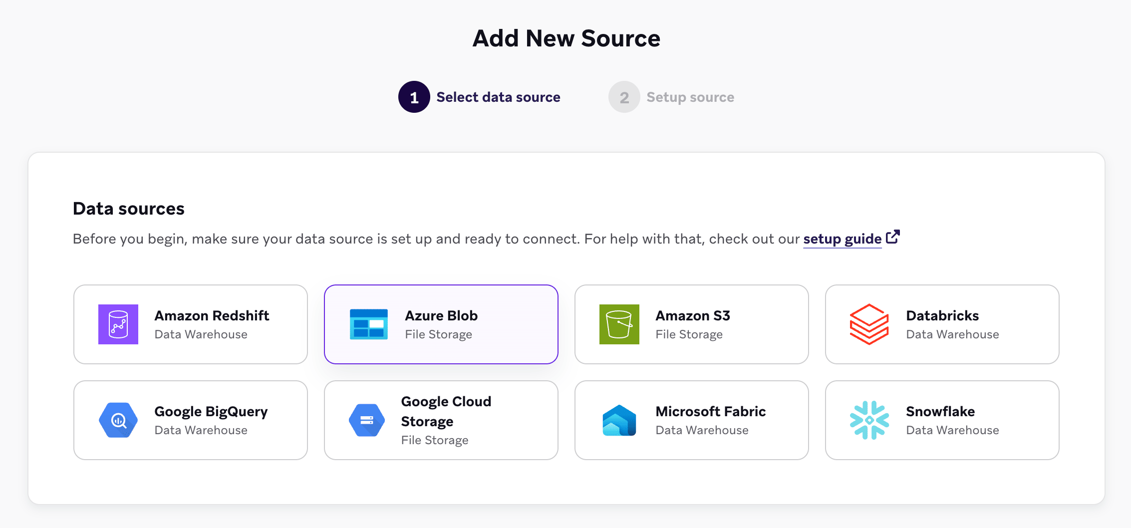 La pantalla "Añadir nuevo origen" con Azure Blob seleccionado de la lista de orígenes de datos.