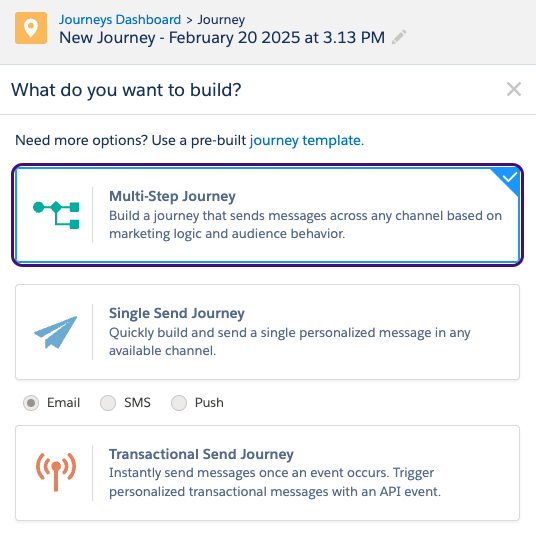 Una fuente de entrada de eventos API conectada a un nodo de división de decisiones y a varios nodos de correo electrónico.