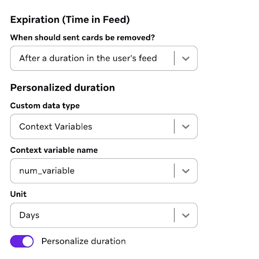 Paramètres d'expiration affichant l'option Personnaliser la durée configurée avec une variable de contexte pour l'expiration de la carte de contenu.
