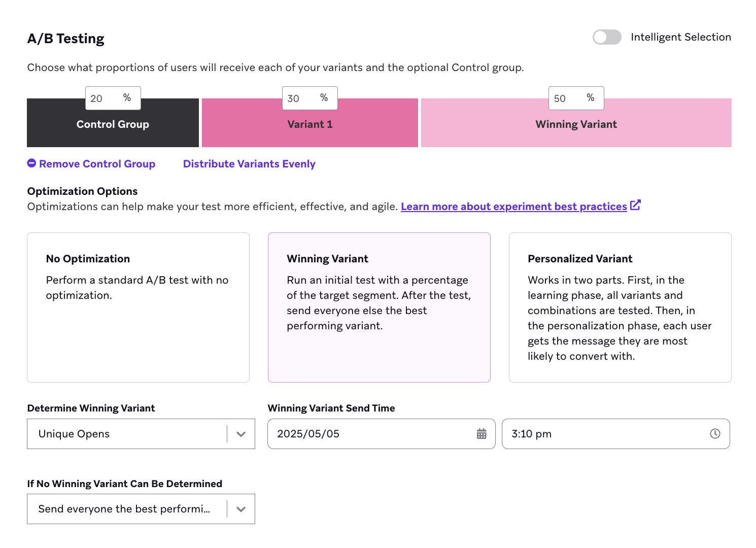 Options d’optimisation présentées dans la section de test A/B lorsque vous choisissez votre audience cible. Trois options sont présentées : Pas d’optimisation, Variante gagnante et Variante personnalisée. La variante personnalisée est sélectionnée.