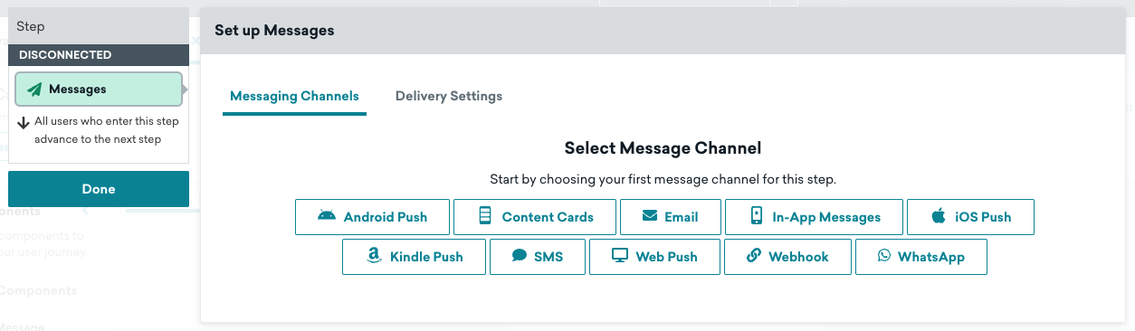 L'étape « Configurer les messages », avec l'option « Canaux de communication » sélectionnée, affiche la liste des canaux de communication disponibles, tels que les notifications push Android, les cartes de contenu, les e-mails, etc.