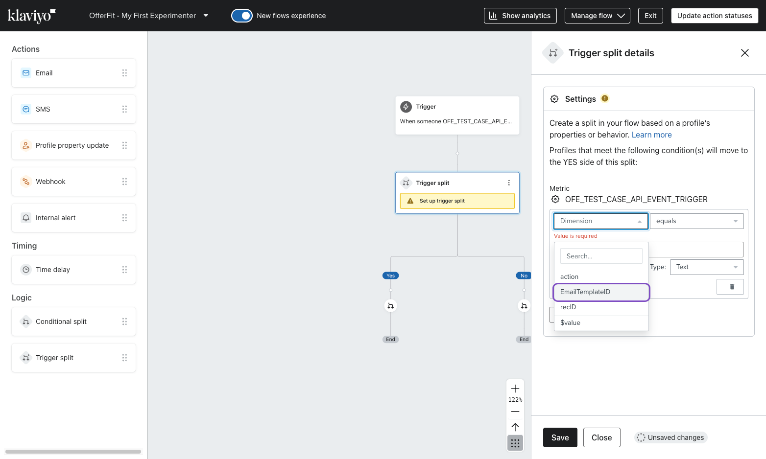 Diagrama de fluxo do Klaviyo mostrando um nó de disparo alimentando uma divisão de disparo configurada com Dimension EmailTemplateID.